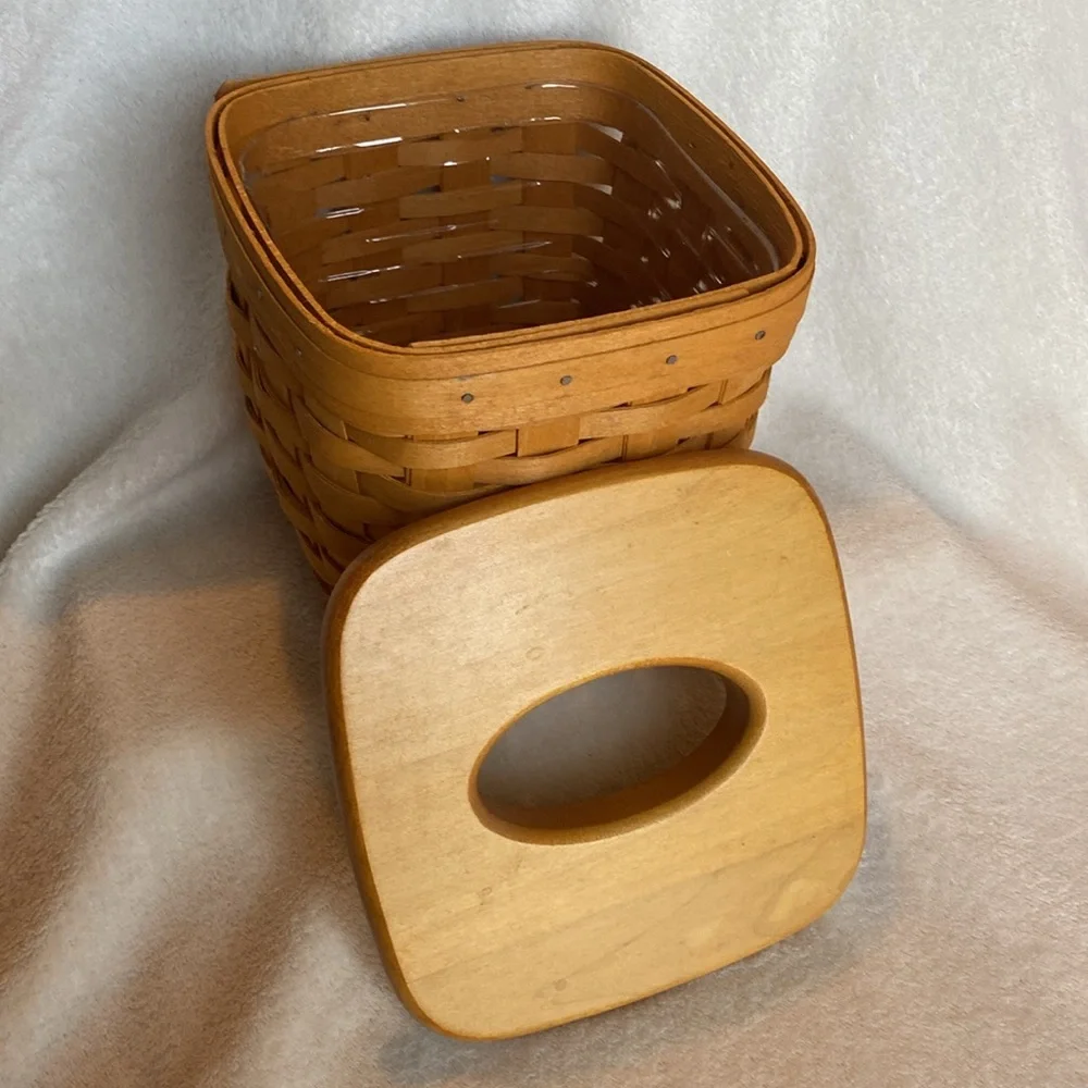 Longaberger Tall Tissue Basket W/Lid. Signed Numbered. Liner. Sz. 6.5” Square. - Picture 6 of 12